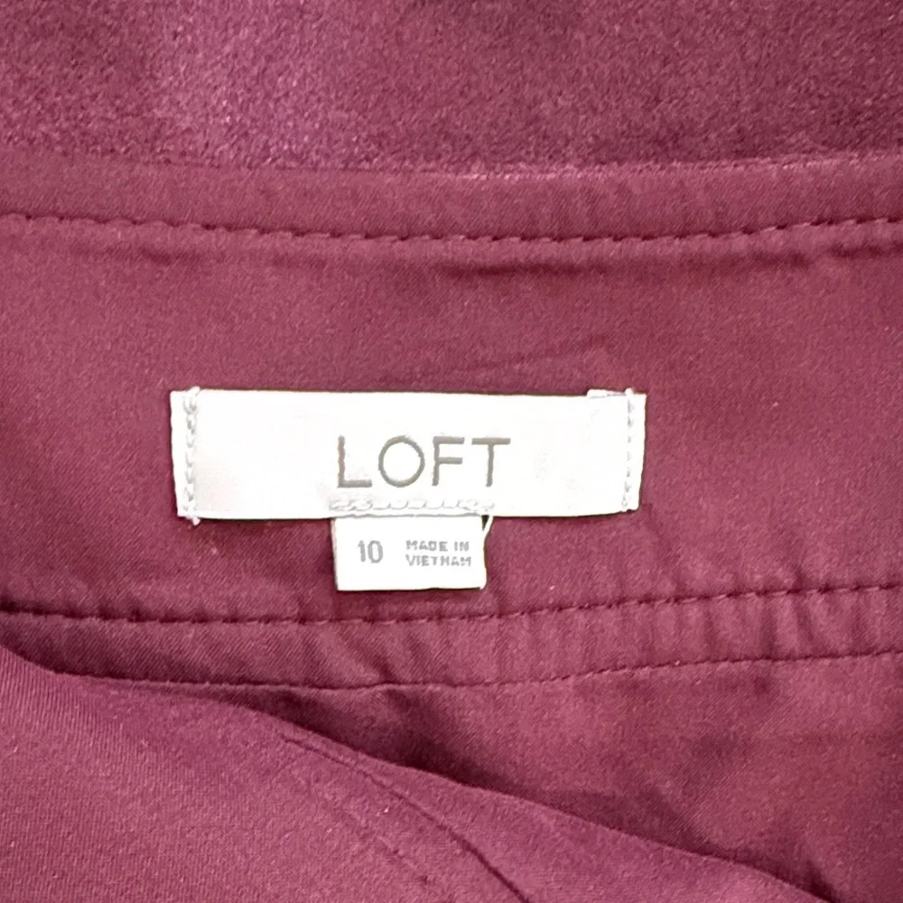 Women's Burgundy Skirt with Pockets